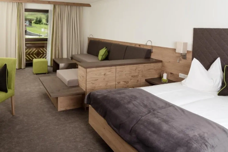 Suite with balcony