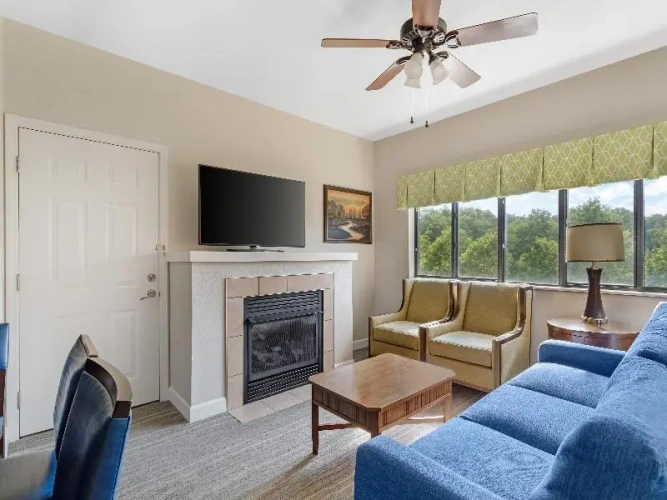 Deluxe Double Suite