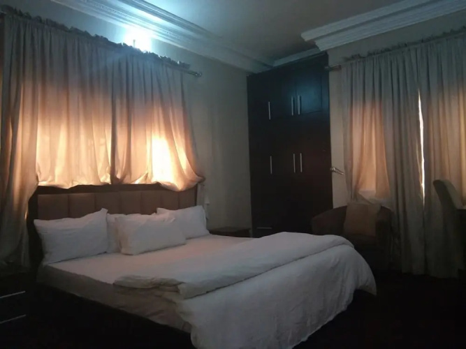 Jat Suites