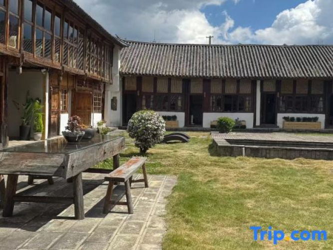 Jingdi Yoga Meditation Hotel