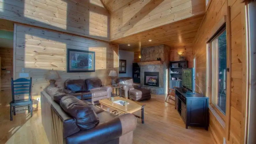 Suite Dreams by Escape to Blue Ridge