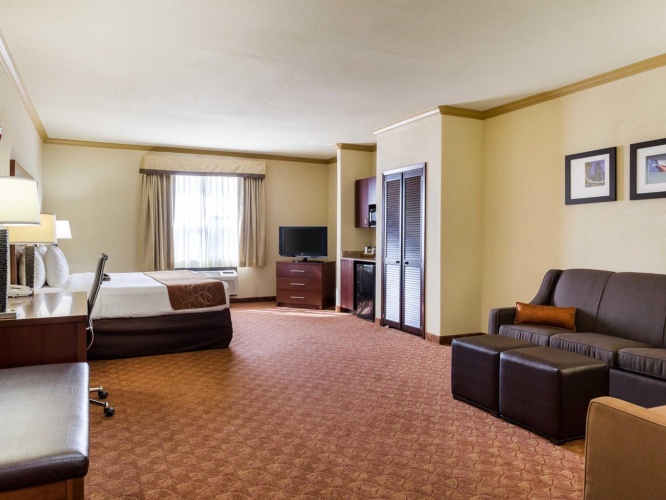 1 Bedroom Double Suite