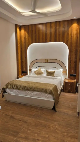 Hotel Parth