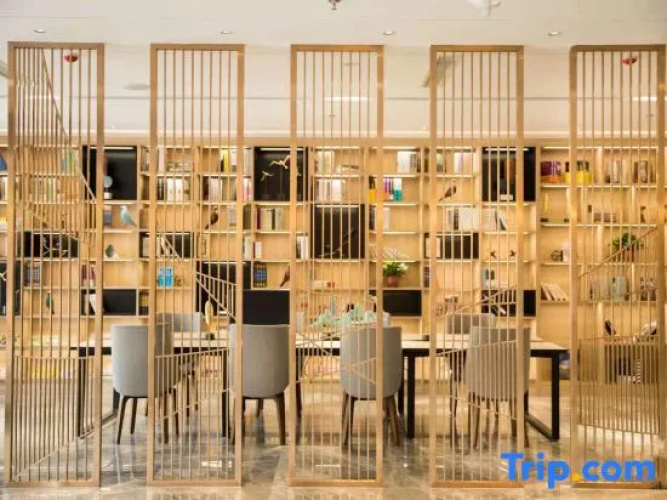 Mome Hotel