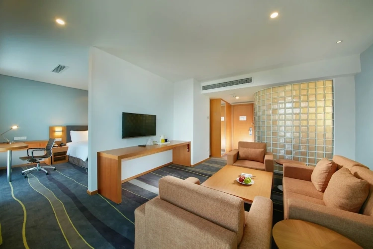 Double Suite