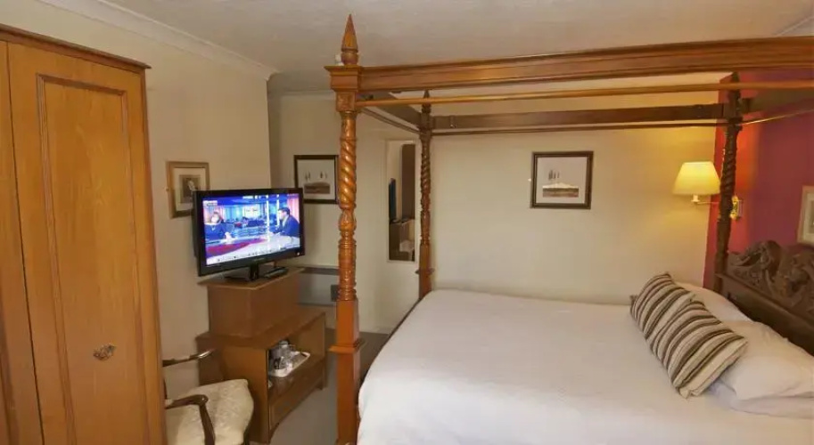 Best Western Beachcroft Hotel