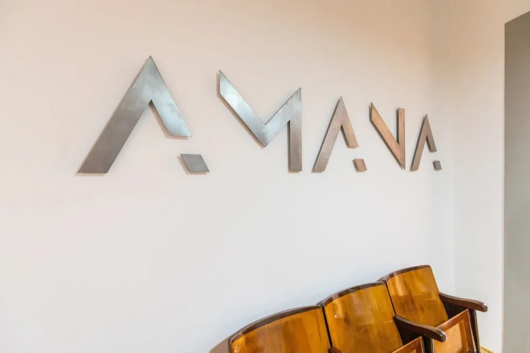 Amana in Naples With 1 Bedrooms and 1 Bathrooms