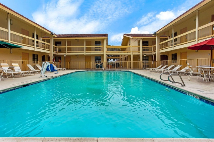 La Quinta Inn by Wyndham College Station photo 17