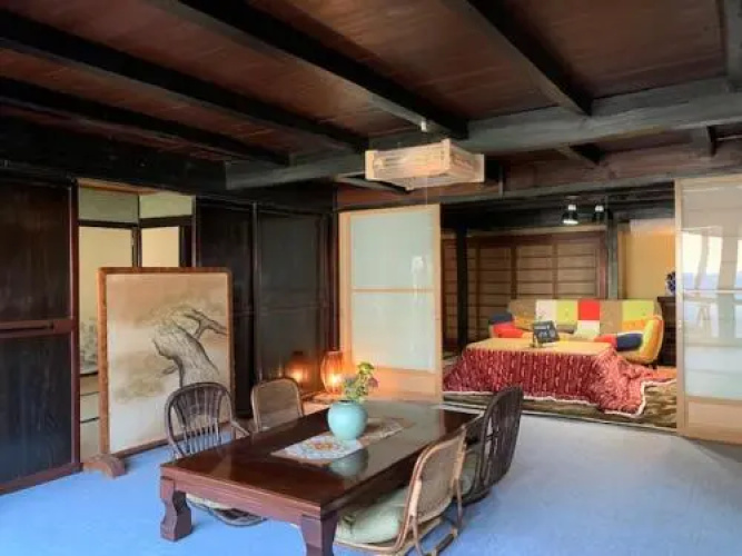 Yakuno House