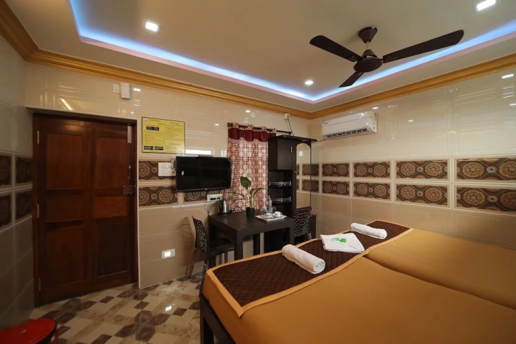 Standard Quadruple Family room