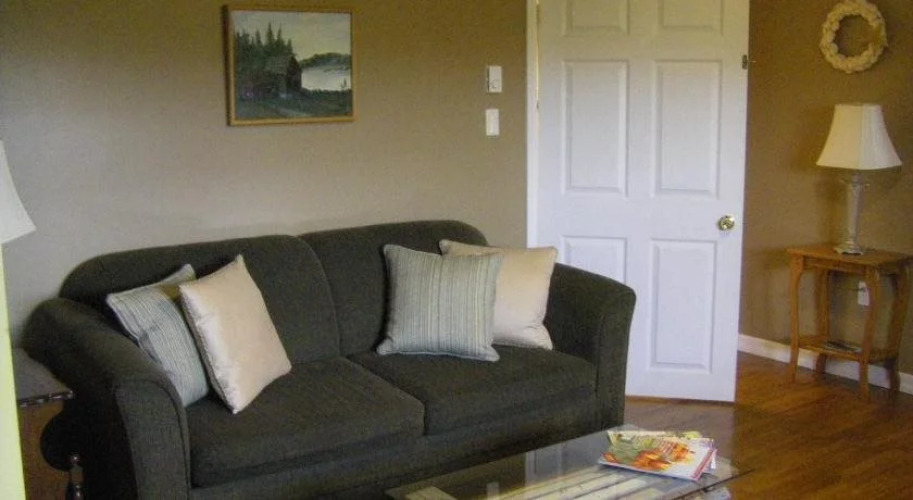 Coastal Waters Accommodations B&BOver view