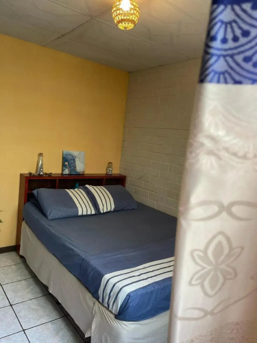 Pool House Hostel
