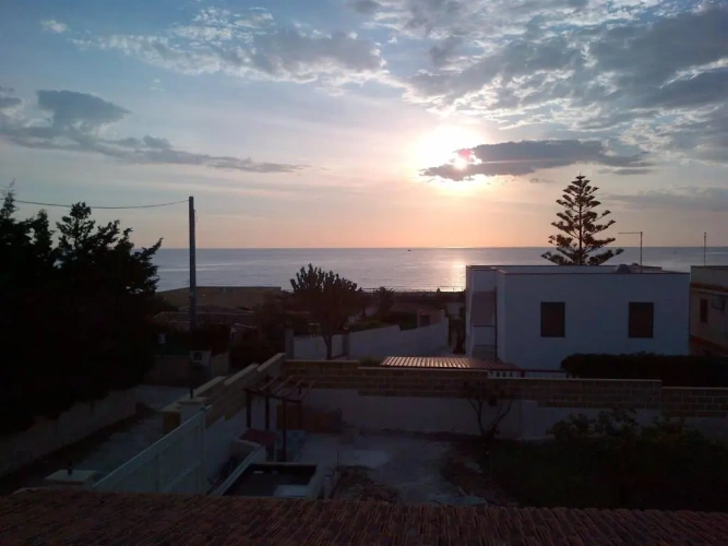 1 Bedroom Apartment with sea view