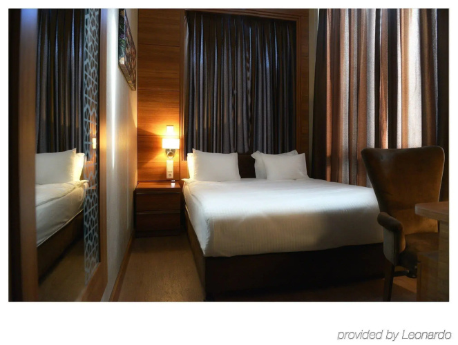 Grand Hotel Downtown