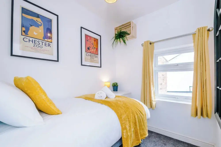 20 Spital Walk