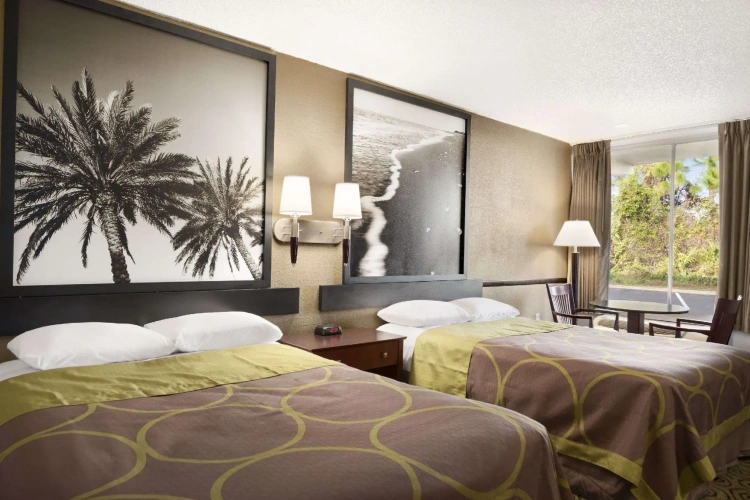 Standard Quadruple room