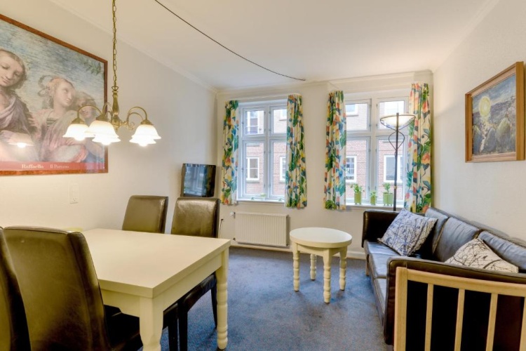 1 Bedroom Double Suite