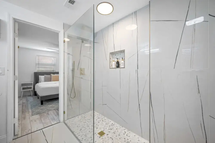 Paradise Haven- Amazing 4BR Oasis With Pool