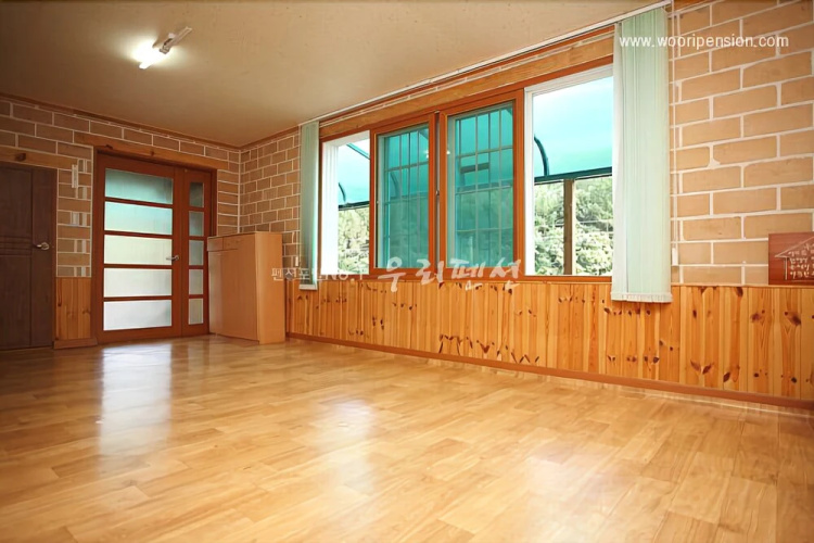Danyang Hwangjeongsan Pension