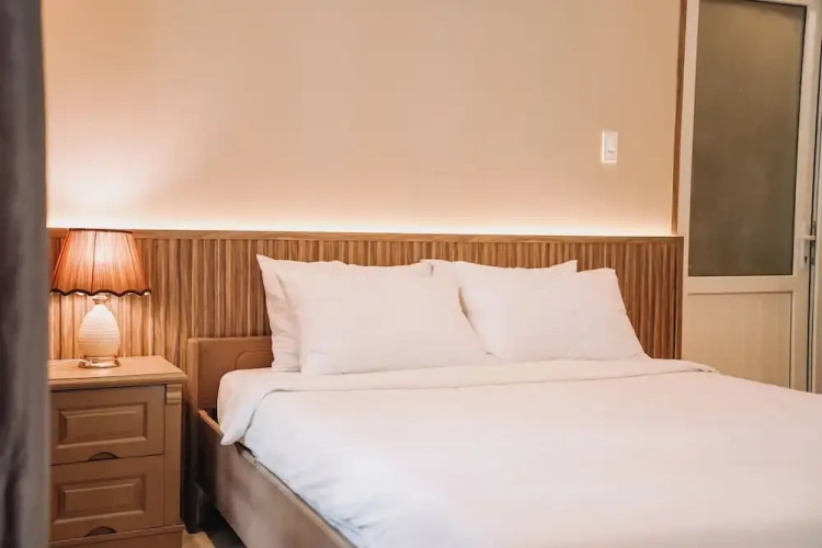 Standard Double room with balcony and with courtyard view