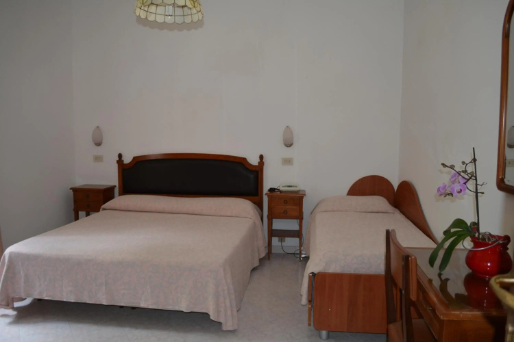 Hotel Maronti