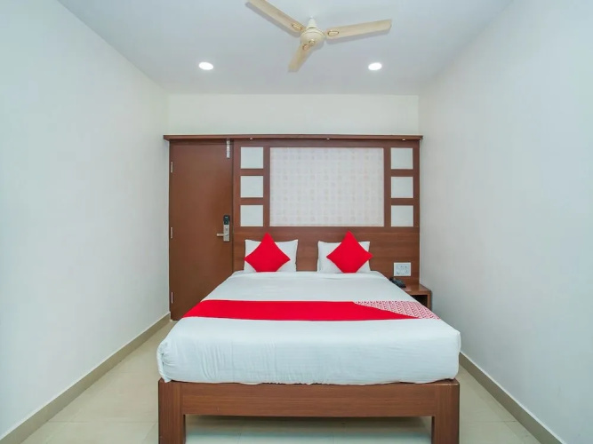 OYO 16473 Ring View Hotels