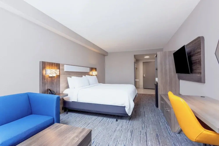 Holiday Inn Express And Suites Ormond Beach North Daytona
