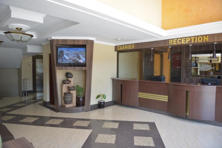 Summerdale Inn