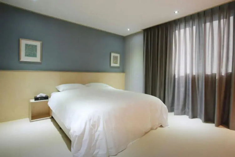 Boo Hotel