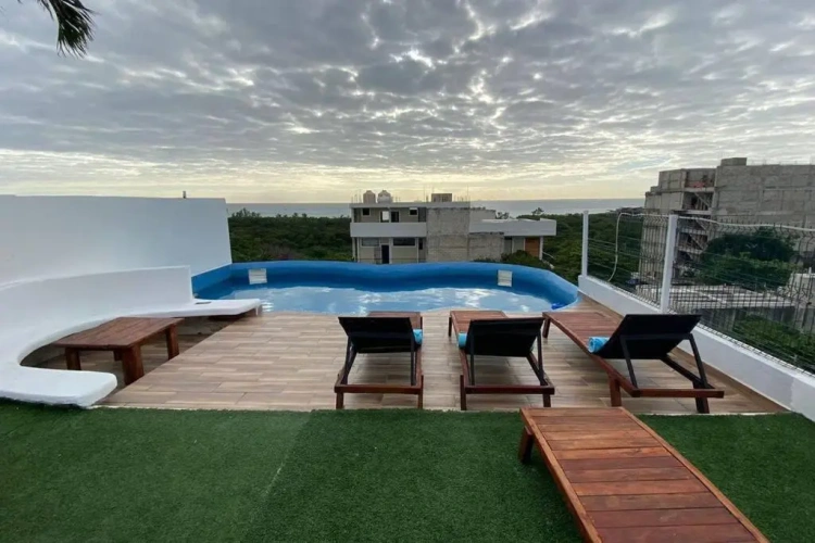 2 Bedrooms Apartment