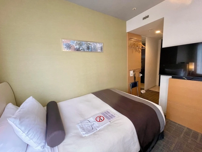 S Single room