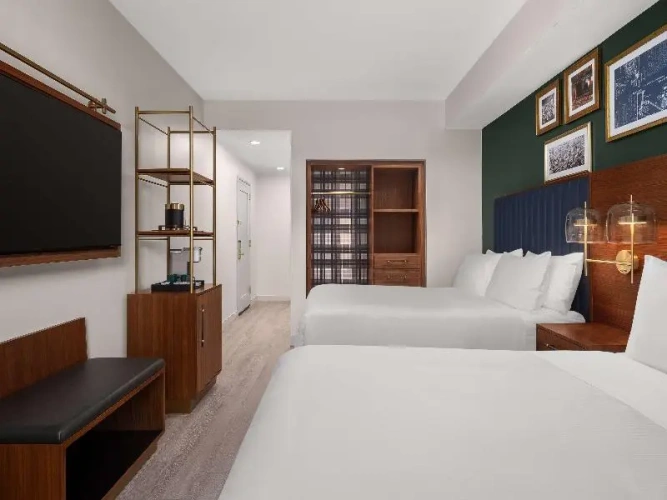 Standard Double room with view