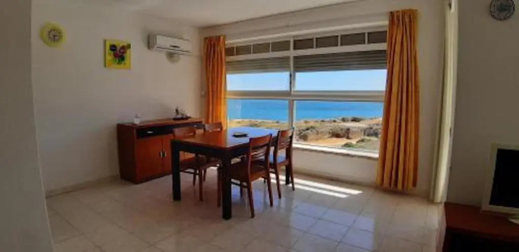 Camões 4ºE - Vista Mar