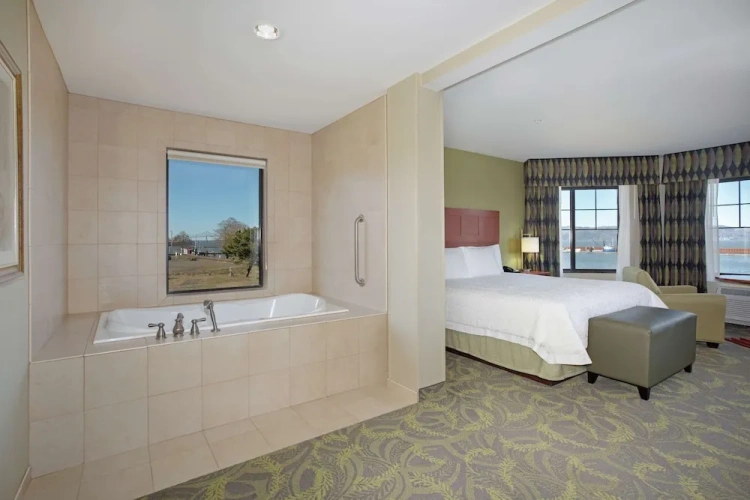 Deluxe Double Suite