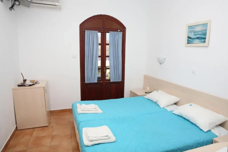 Twin room with sea view