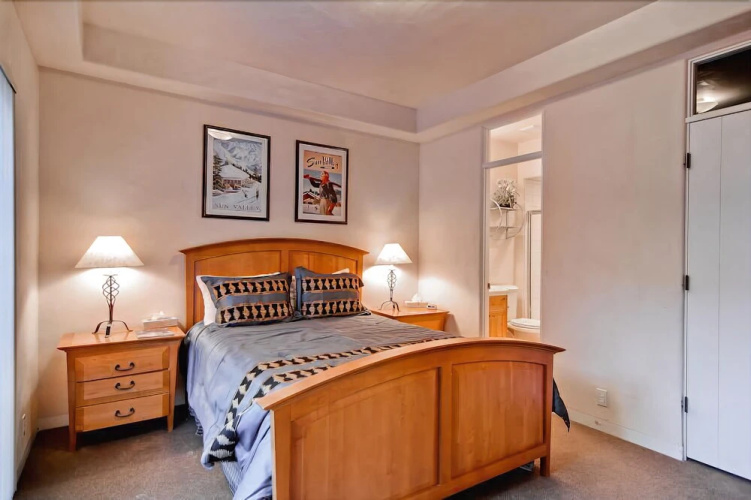 River Ridge 20 - 4 Br Condo