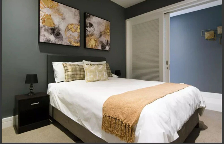 CBD Luxury Apartment