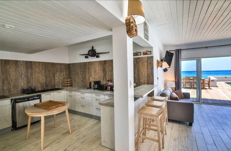 Villa Mary's Beach Cottage