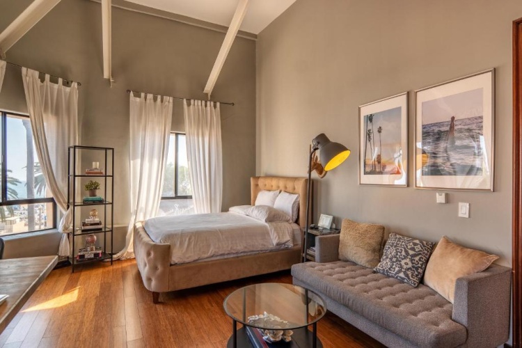 2 Bedrooms Apartment with view