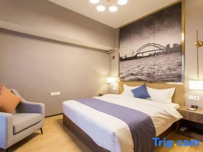 Deluxe Family Suite