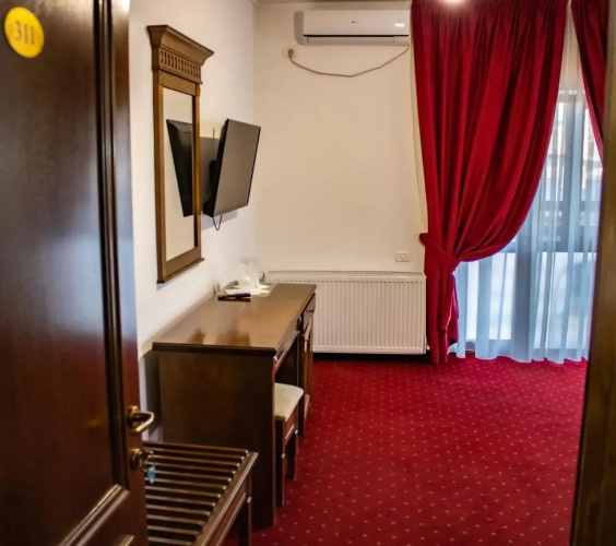 Hotel Mara