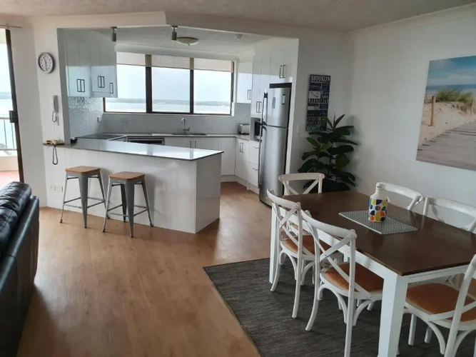 2 Bedrooms Deluxe Apartment