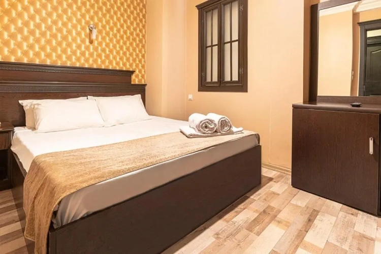 Economy (no window) Double room