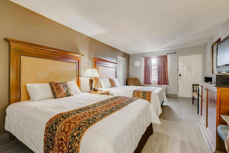 Lake View Inn