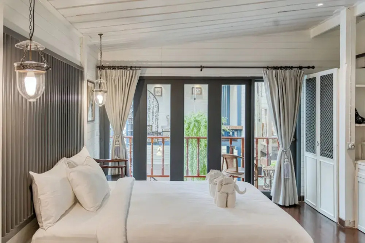 Priya Boutique House
