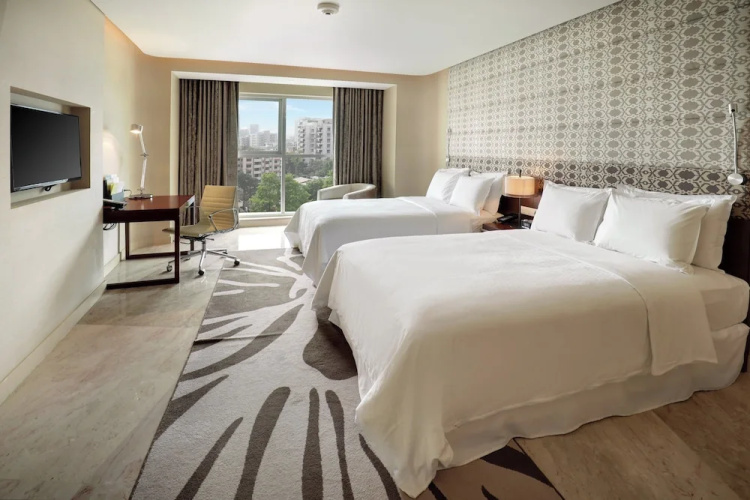 Crowne Plaza Dhaka Gulshan by IHG