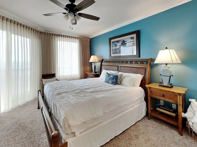 Standard room with balcony and with ocean view