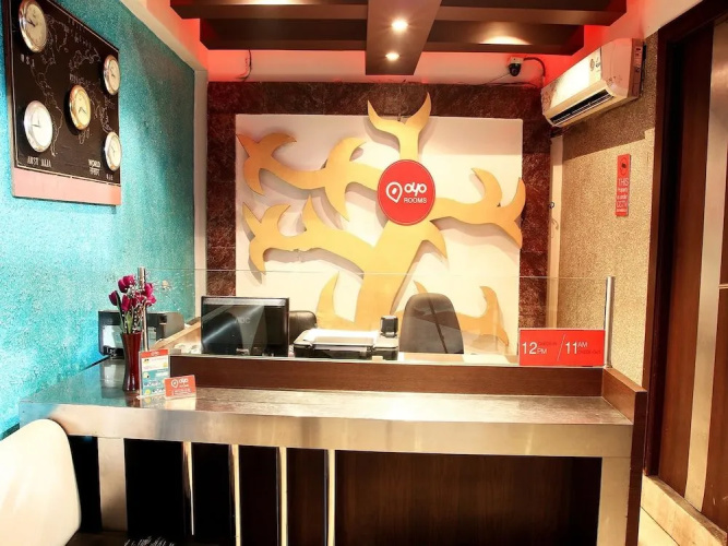 OYO 759 Hotel Rock Star