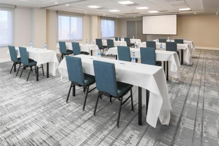 Four Points By Sheraton Ontario-Rancho Cucamonga photo 26