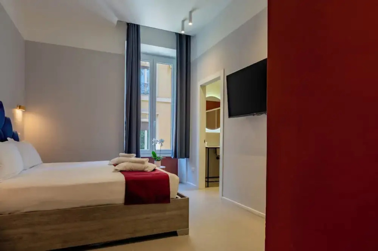 Carrara24